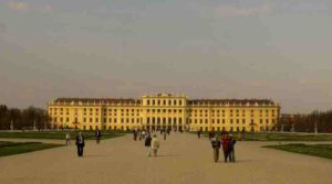 Schonbrunn_Palace
